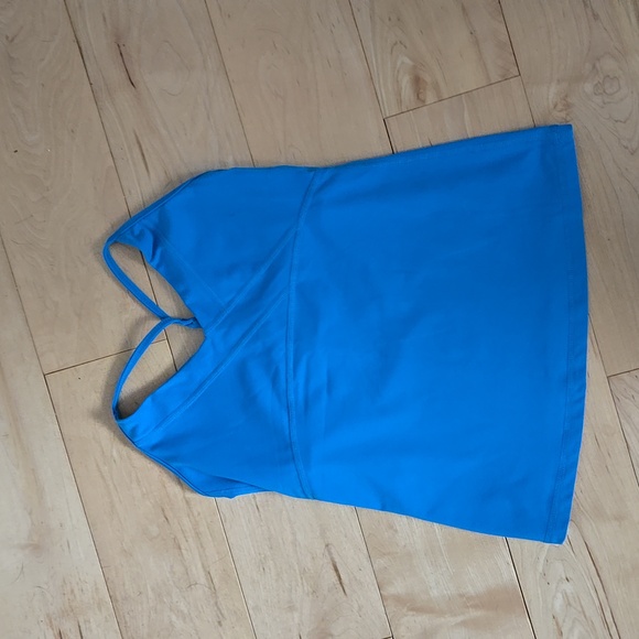 Vintage Curafit workout top with built in bra - Picture 4 of 4